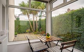 Ekaya Cozy Home
